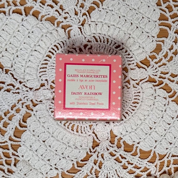 Avon Jewelry - Avon Daisy Rainbow Convertible Earrings – Original Box